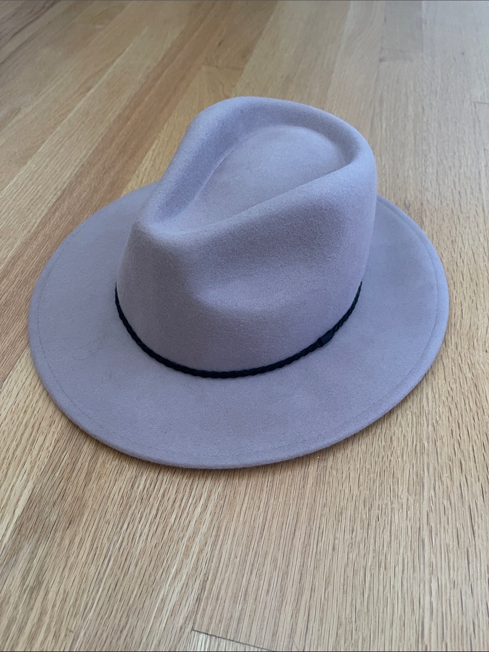 Felt fedora hat
